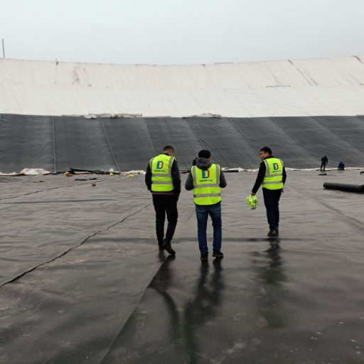 60 mil (0.75 mm) HDPE Geomembrane (1)