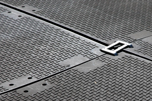 Interlocking Access Mat