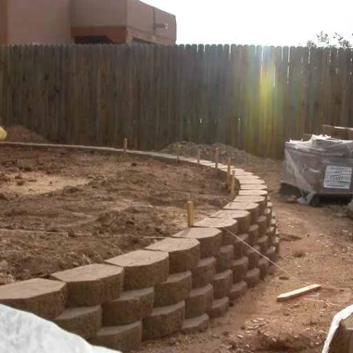 Retaining Walls: Landscape Design with Retaining Wall Blocks
