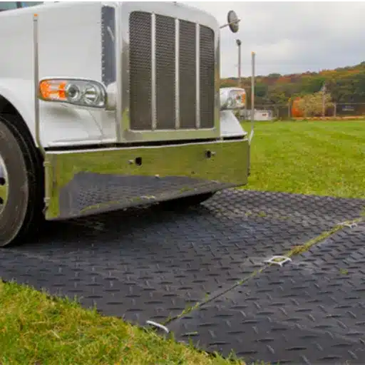 Benefits and Applications of HDPE Ground Mats