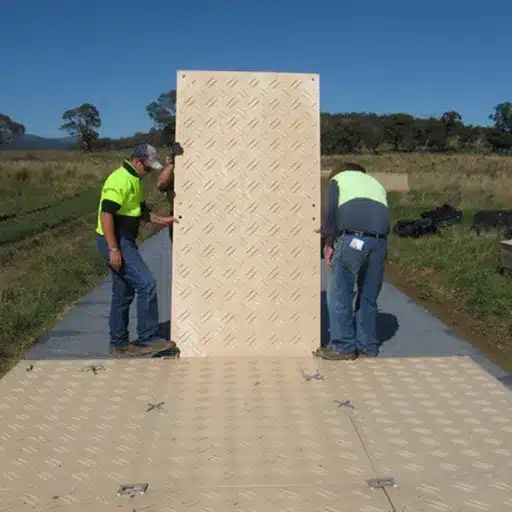 Interlocking Access Mats_ Engineering Guide to Connection Systems and Load Transfer