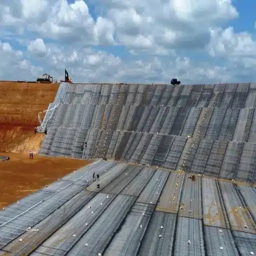 What Is a Bituminous Geomembrane_