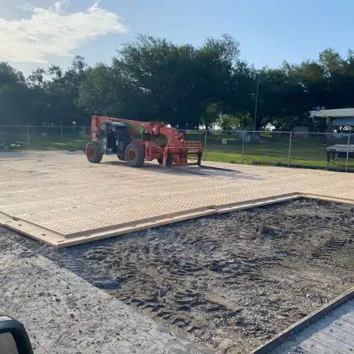 Factor 5_ How to Choose Ground Protection Mats_ Portability and Handling