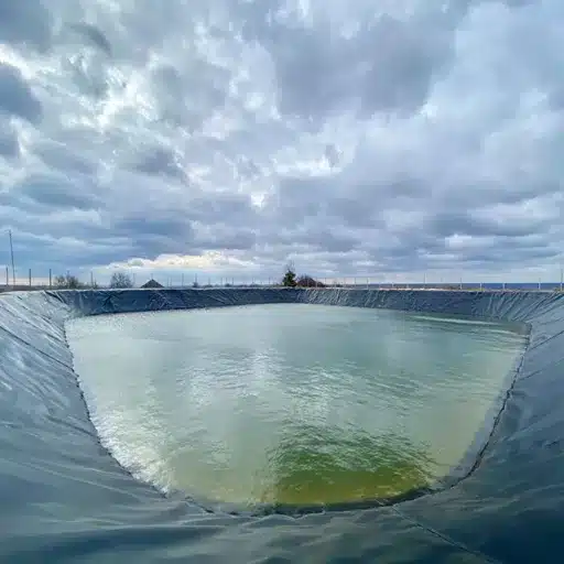 When to Source a Geomembrane Pond Liner Internationally